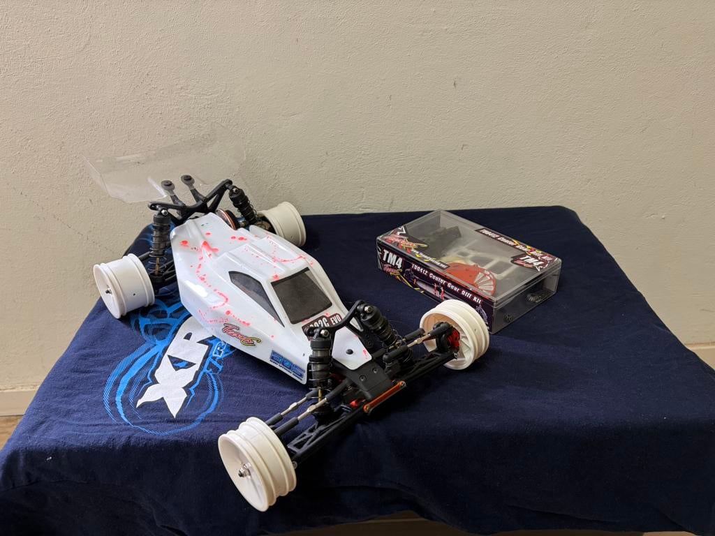 Zeer nette Team C 2C EVO roller 1/10 wedstrijd Buggy 2wd, Hobby en Vrije tijd, Modelbouw | Radiografisch | Auto's, Elektro, Surhuisterveen