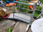 Zware loopbrug met aluminium traanplaat en railing, Ophalen, Gebruikt