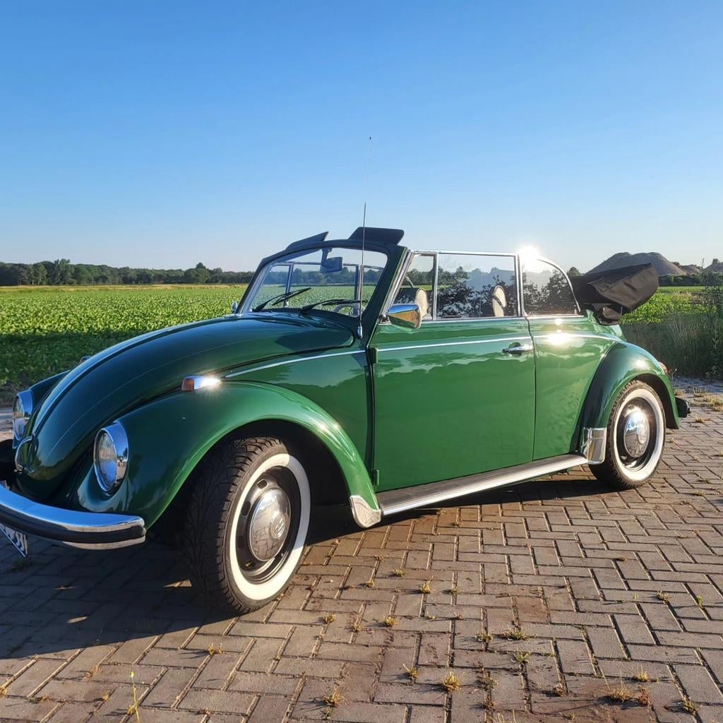 Volkswagen kever cabrio 1500, Auto's, Zwart, Cabriolet, 4 stoelen, Handgeschakeld