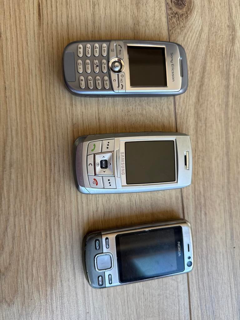 Oude telefoons, Gebruikt, Ophalen of Verzenden, Minder dan 3 megapixel, Klassiek of Candybar