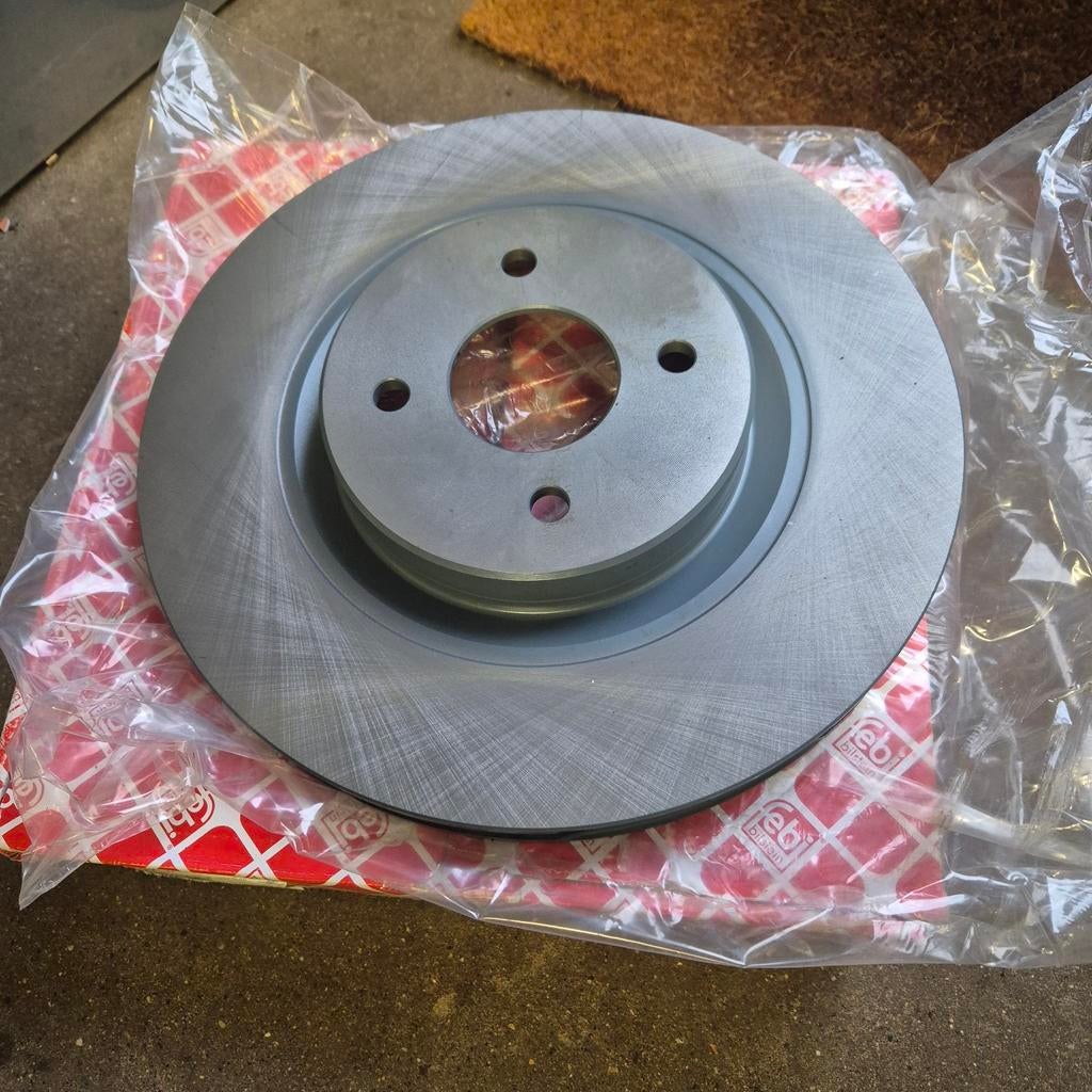 1x remschijf Ford Focus RS, Auto-onderdelen, Remmen en Aandrijving, Ophalen of Verzenden, Nieuw, Ford