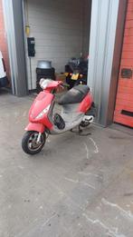 Piaggio zip opknapper, Fietsen en Brommers, Scooters | Piaggio, Ophalen, Gebruikt, Maximaal 45 km/u, Zip
