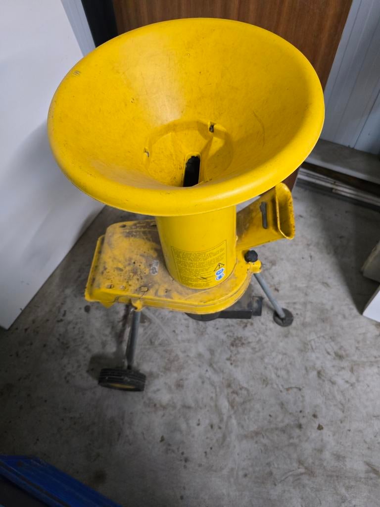 Te koop Alko hakselaar/versnipperaar, Tuin en Terras, Ophalen, Gebruikt, Elektrisch, Alko