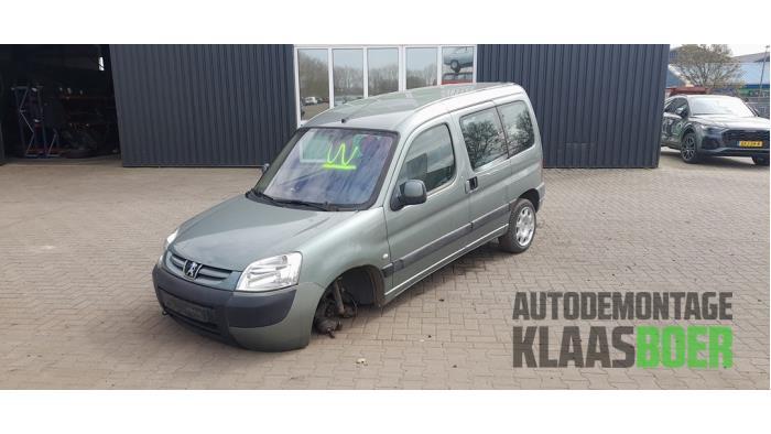 Portier 4Deurs links-voor van een Peugeot Partner (LQED), Gebruikt, -, Deur, -