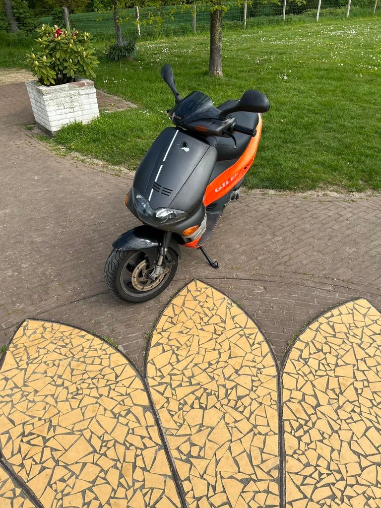 Gilera runner 70cc, Fietsen en Brommers, Scooters | Piaggio, Tweetakt, Gebruikt, Overige modellen, Maximaal 45 km/u