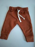 Hema broekje maat 62 - Comfortabel en stijlvol, Kinderen en Baby's, Babykleding | Maat 62, Broekje, Jongetje of Meisje, Ophalen of Verzenden