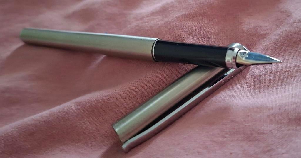 Vulpen elysee, Verzamelen, Pennenverzamelingen, Ophalen of Verzenden, Nieuw, Vulpen, Overige merken