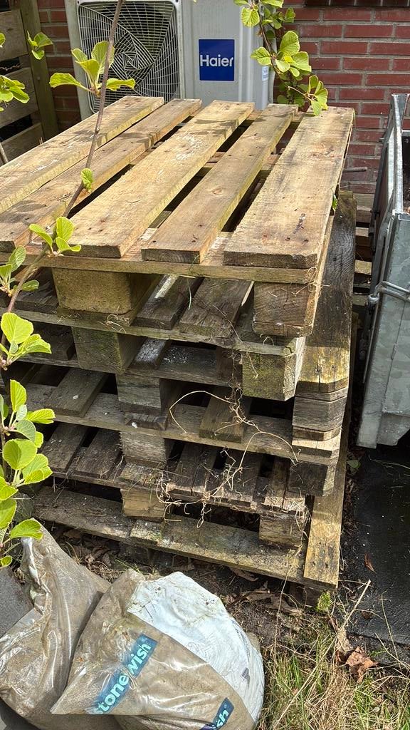 Gratis pallets. 6 stuks, Ophalen, Zo goed als nieuw, Pallet, Minder dan 200 cm