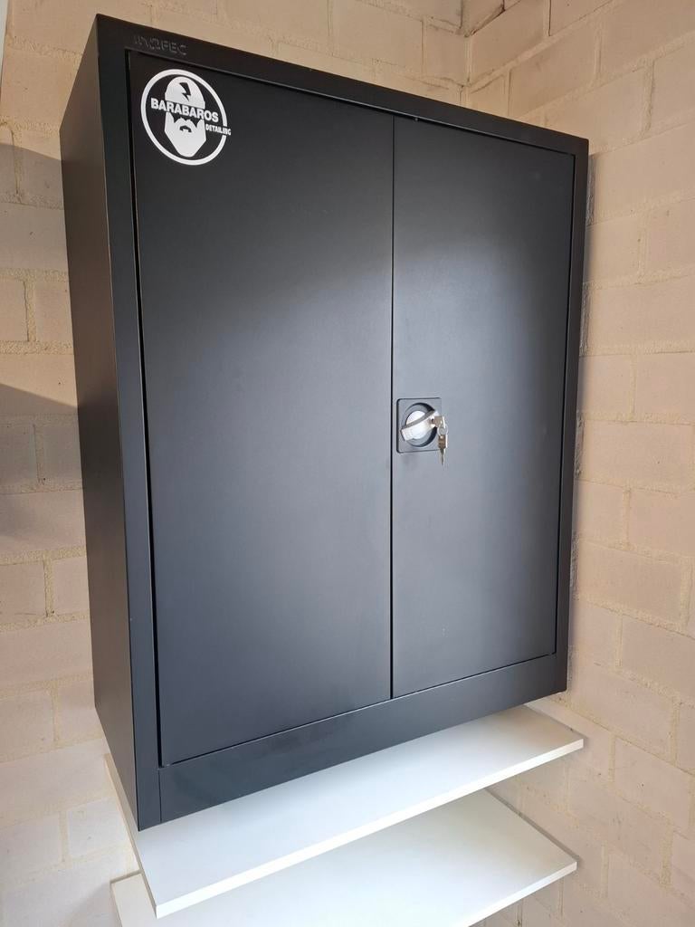 Stalen Opbergkast met schappen en slot met twee sleutels., Ophalen, 50 tot 100 cm, Zo goed als nieuw, Minder dan 100 cm