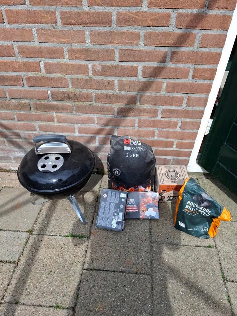 Weber BBQ met houtskool en briketten, Ophalen of Verzenden, Gebruikt, WEBER