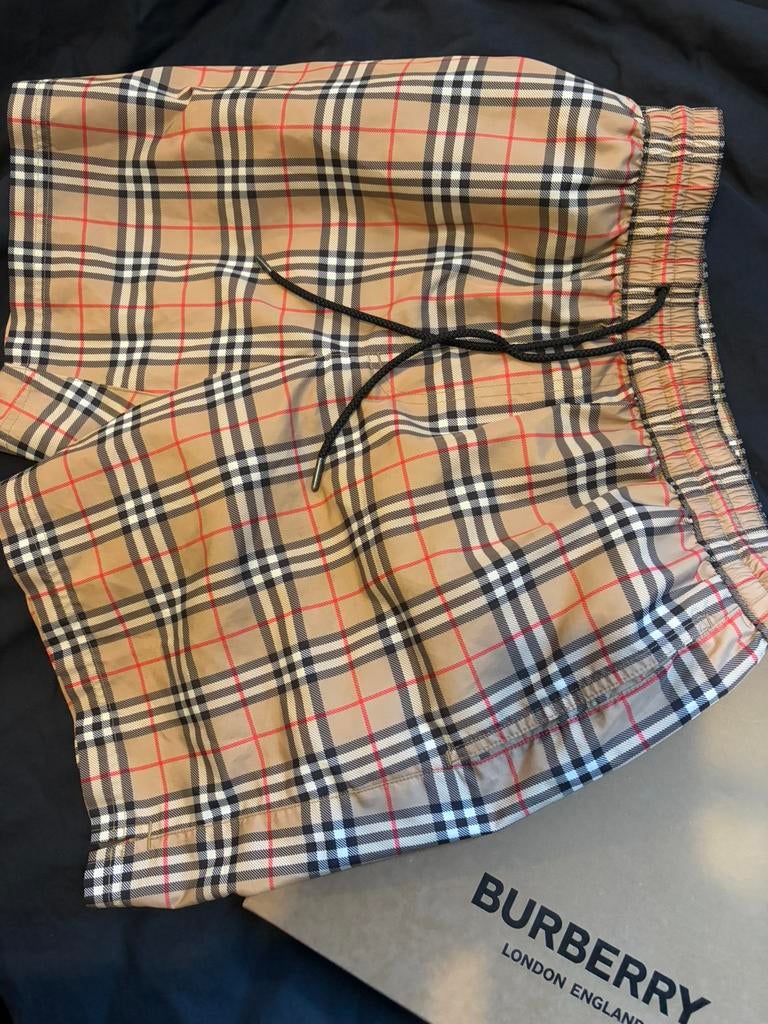 Burberry zwembroek orgineel, Kleding | Heren, Badmode en Zwemkleding, Ophalen of Verzenden, Maat 46 (S) of kleiner, Overige kleuren