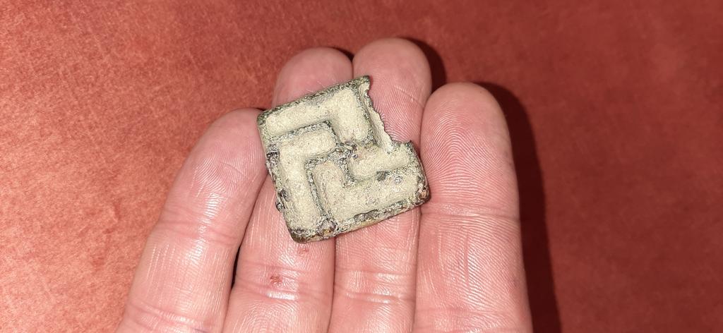 Bronzen Romeinse Zonnewende Ornament - bodemvondst, Verzenden