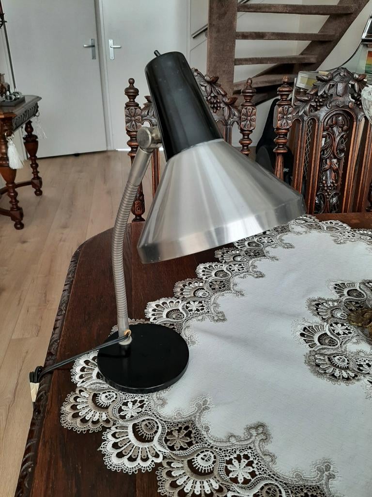 Originelen tafellamp van Hala Zeis, Ophalen