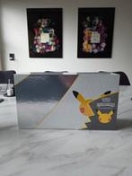 Pokemon 25th Celebrations Ultra Premium Collection (UPC), Hobby en Vrije tijd, Verzamelkaartspellen | Pokémon, Ophalen of Verzenden