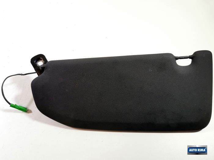 Zonneklep van een Volvo XC40, Gebruikt, -, -, Ophalen of Verzenden