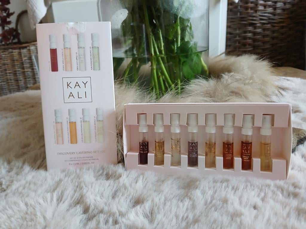 KAYALI 8 geuren 1,5 ml, Sieraden, Tassen en Uiterlijk, Uiterlijk | Parfum, Ophalen of Verzenden, Nieuw