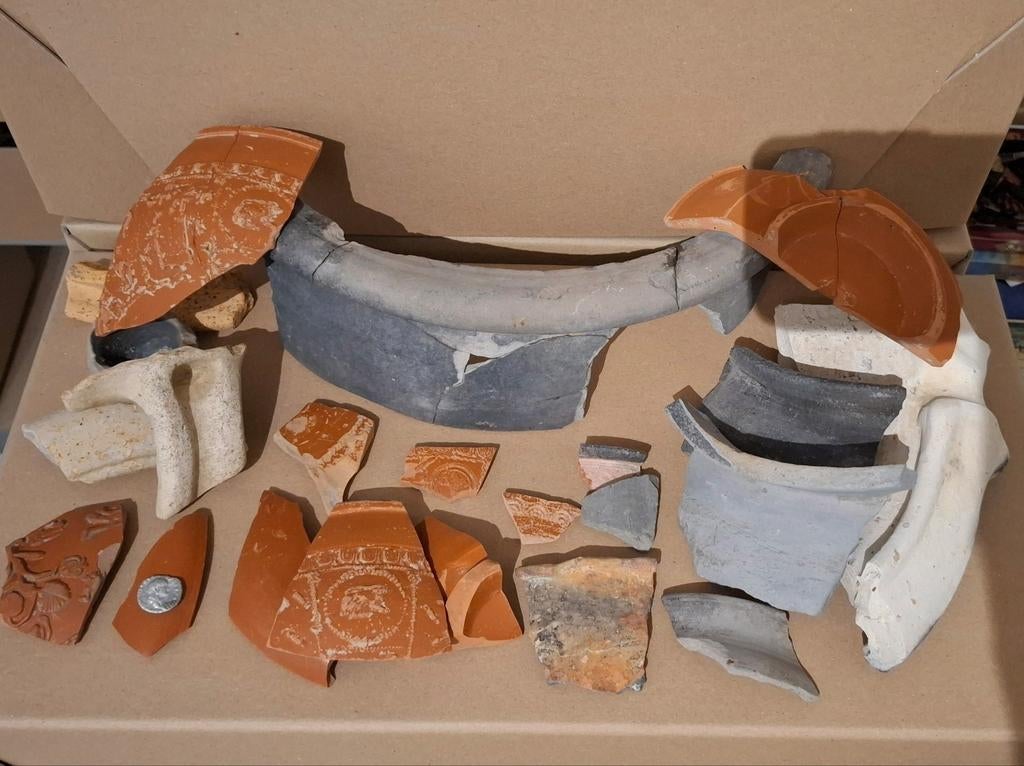 Lot romeins aardewerk, Antiek en Kunst, Antiek | Keramiek en Aardewerk, Ophalen of Verzenden