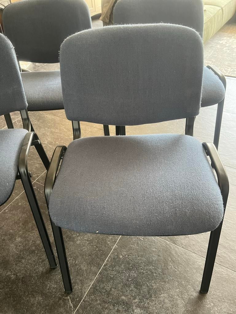 Set van 4 donkergrijze stoelen, Huis en Inrichting, Gebruikt, Ophalen of Verzenden, Vier, Stof