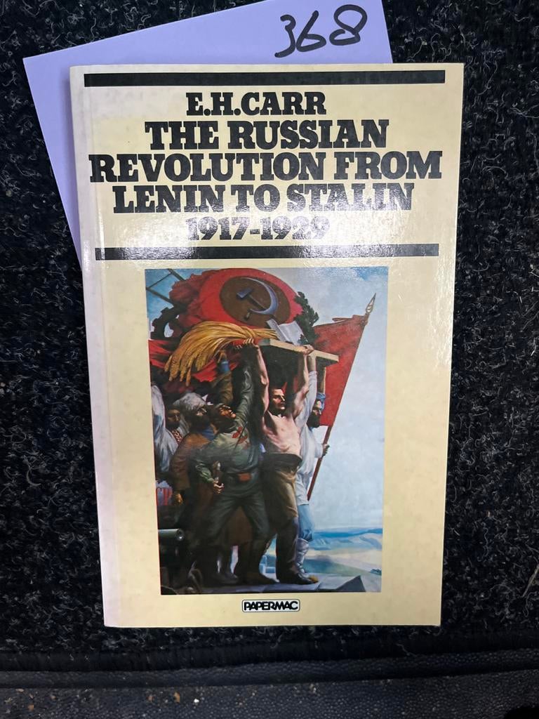 E.H. Carr - The Russian Revolution from Lenin to Stalin, Boeken, Ophalen of Verzenden, 20e eeuw of later, Zo goed als nieuw, Europa