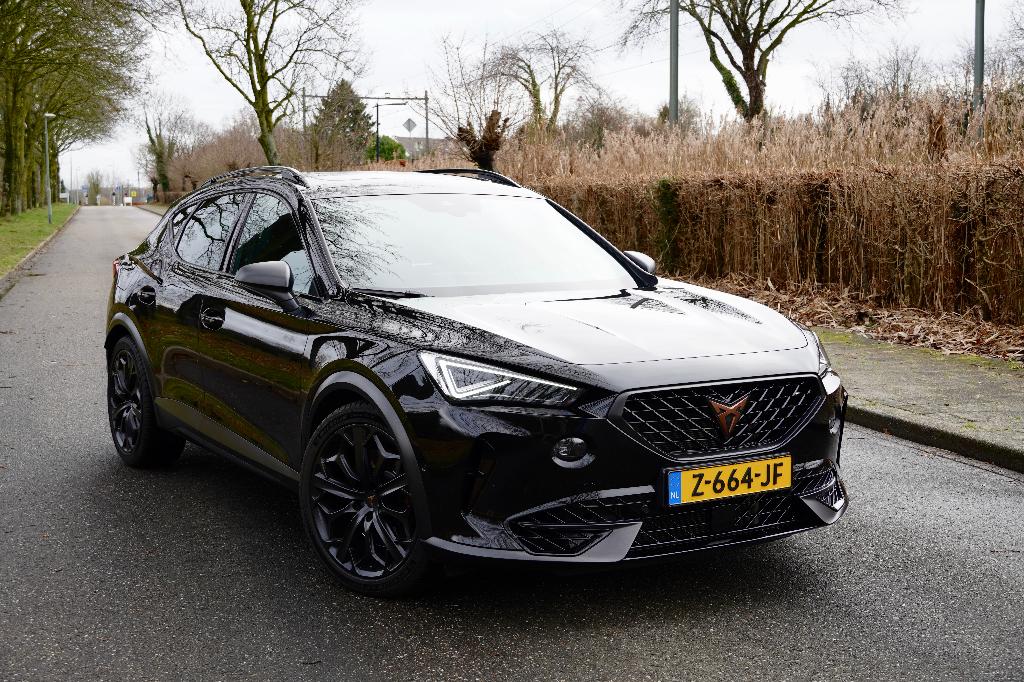 Cupra Formentor 2.0 TSI 4DRIVE ABT 370PK|Pano|Alarm klasse 5, Auto's, 1800 kg, 4 cilinders, Alcantara, Zwart