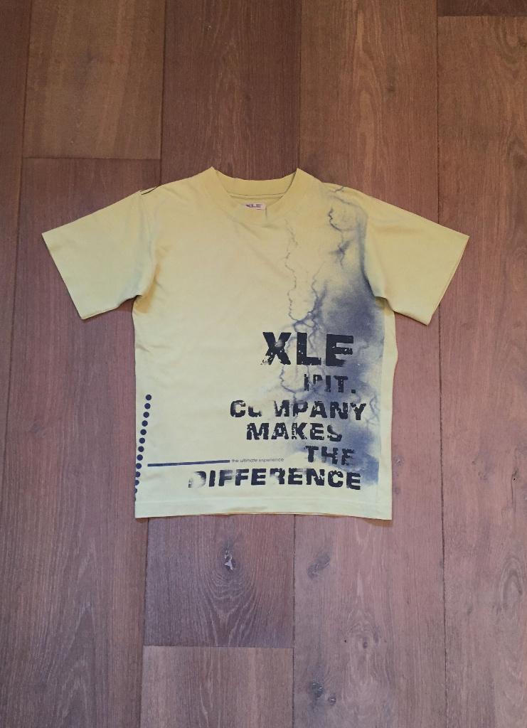 XLE zomers groen stoer T-shirt met tie-dye; mt 128 -134, Gebruikt, Ophalen of Verzenden, Shirt of Longsleeve, XLE