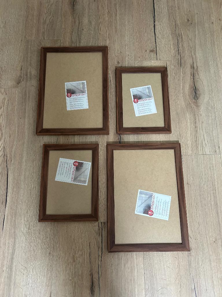 Gloednieuwe fotolijsten a4 en a3 walnoot, Ophalen of Verzenden, Nieuw