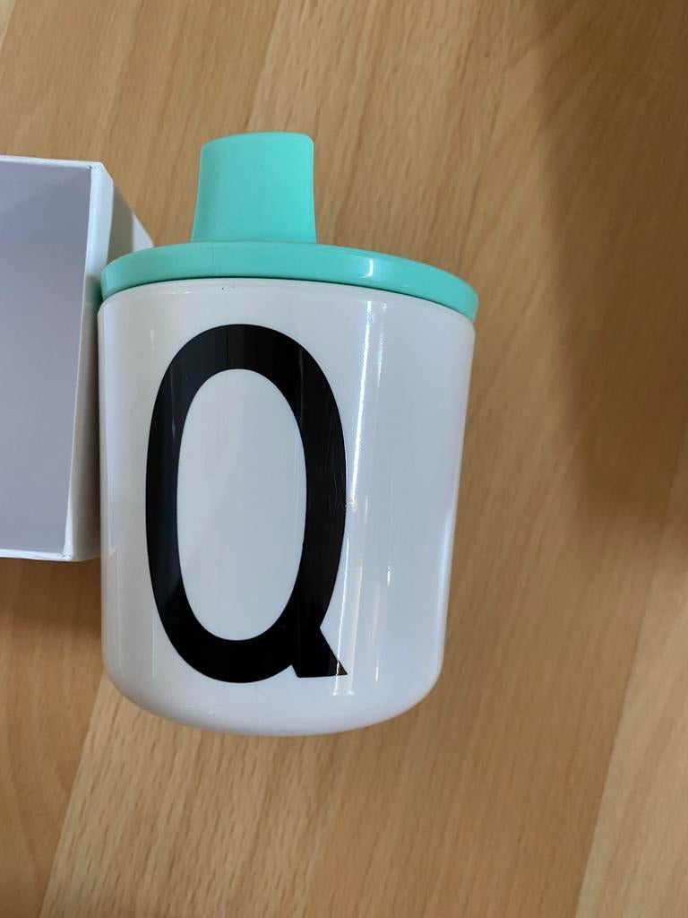 Nieuw Design Letters tuit beker deksel blauw tuitbeker, Ophalen of Verzenden, Nieuw, Overige typen