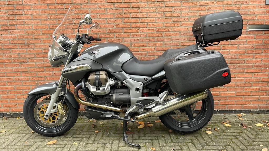 Moto Guzzi Breva 1100, Cardan-aandrijving, 2 cilinders, Motorrijbewijs A, Gebruikt
