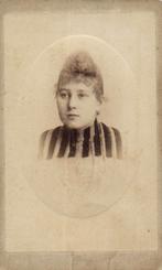 CDV - Miranda - Veenkade - Den Haag, Verzamelen, Foto's en Prenten, Gebruikt, Verzenden, Foto, Klederdracht