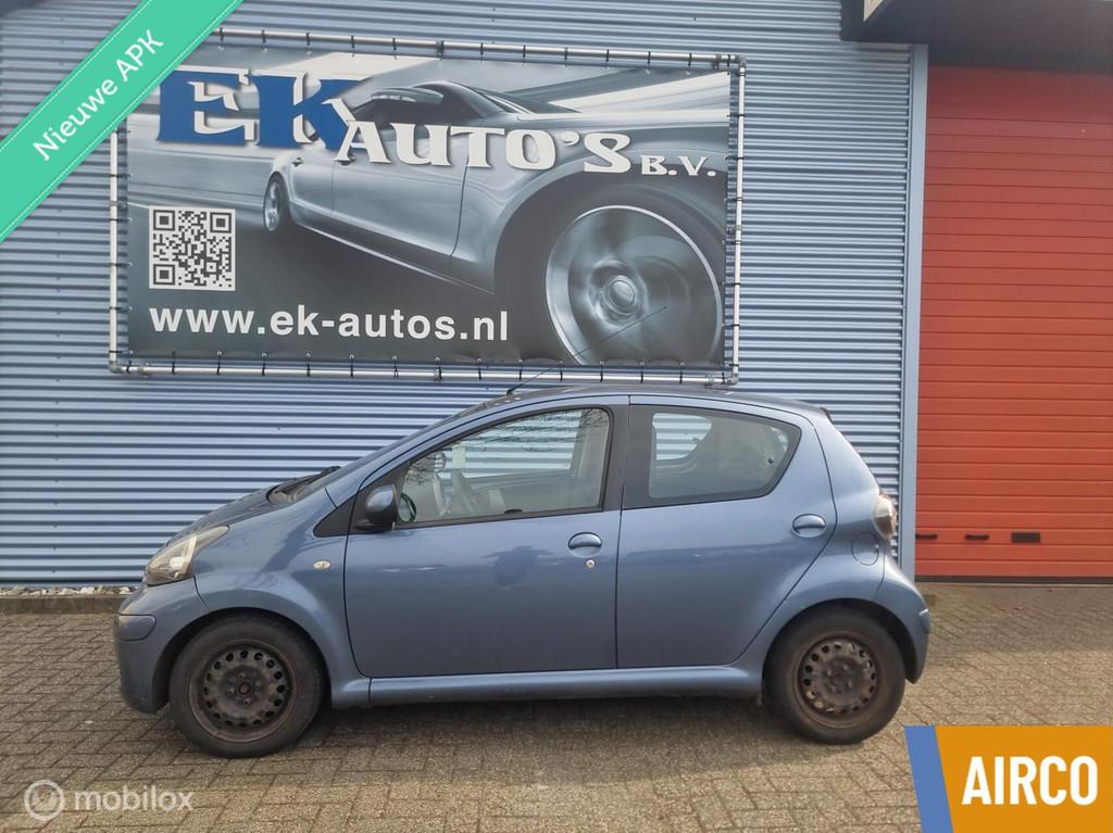 Toyota Aygo 1.0-12V Comfort. 5-deurs, Airco, APK April-2027., Auto's, Toyota, Bedrijf, Te koop, Aygo, ABS, Airbags, Airconditioning