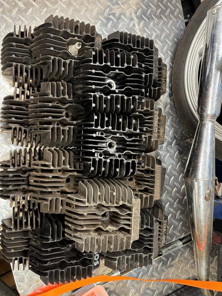 Tomos cilinderkoppen - Snorkoppen, Bromkoppen, DMP, Ophalen of Verzenden, Gebruikt, Cilinder