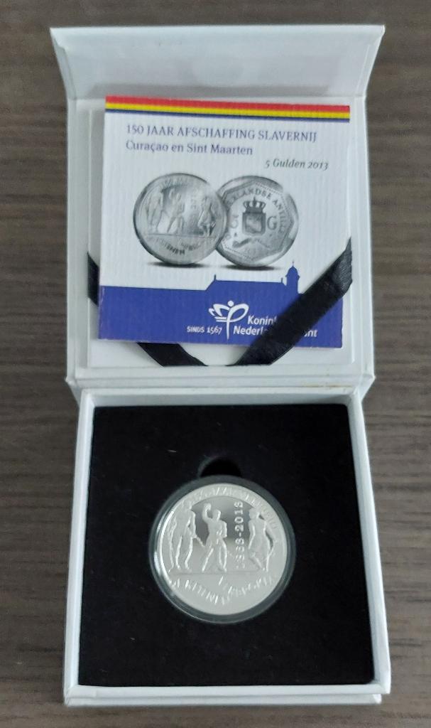 Curacao & Sint Maarten 5 gulden 2013 Afschaffing Slavernij, Postzegels en Munten, Munten | Nederland, Ophalen of Verzenden, Koningin Beatrix