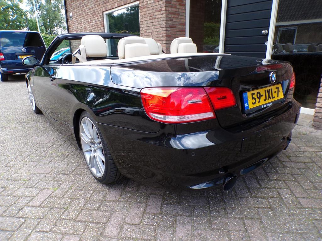 BMW 3-serie Cabrio 335i Automaat / Leder / Navi / Clima / De, Automaat, Achterwielaandrijving, Gebruikt, Beige