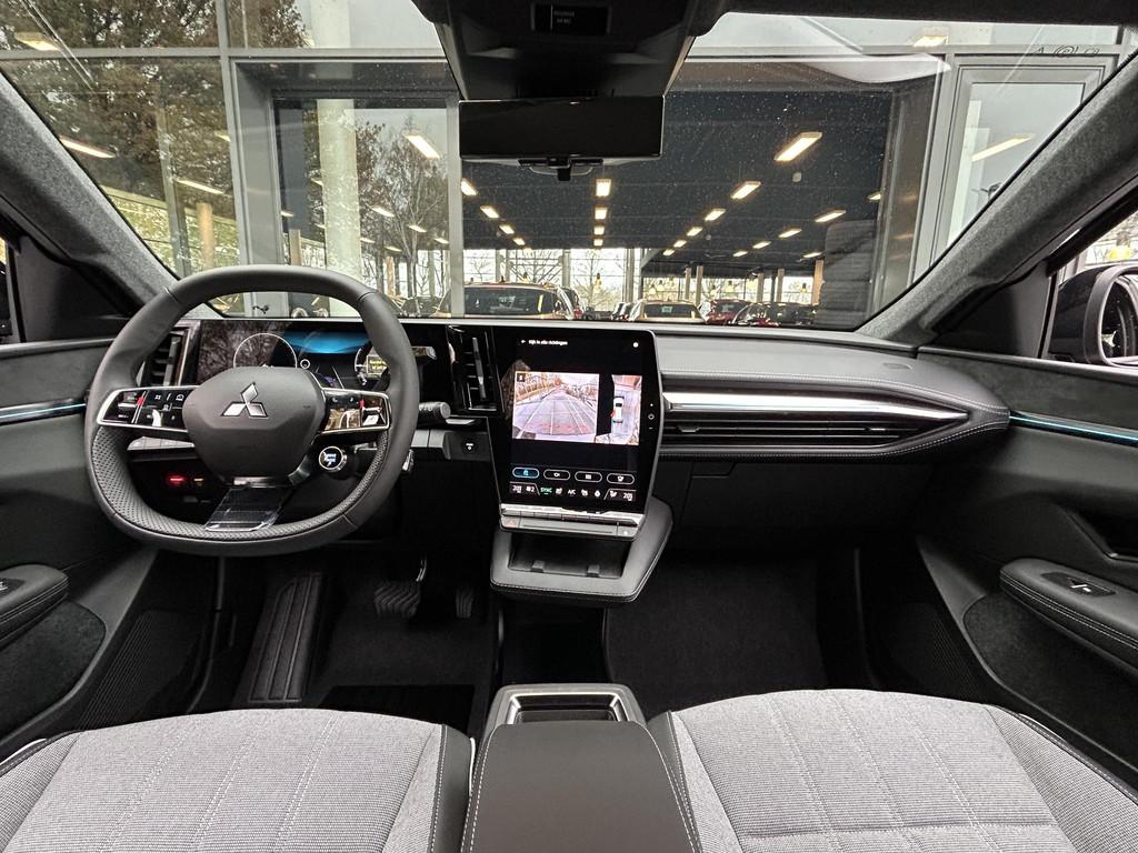 Mitsubishi Eclipse Cross Intense+ 87 kWh | NIEUW MODEL UIT V, Auto's, Mitsubishi, Stof, Eclipse Cross, Zwart, 218 pk