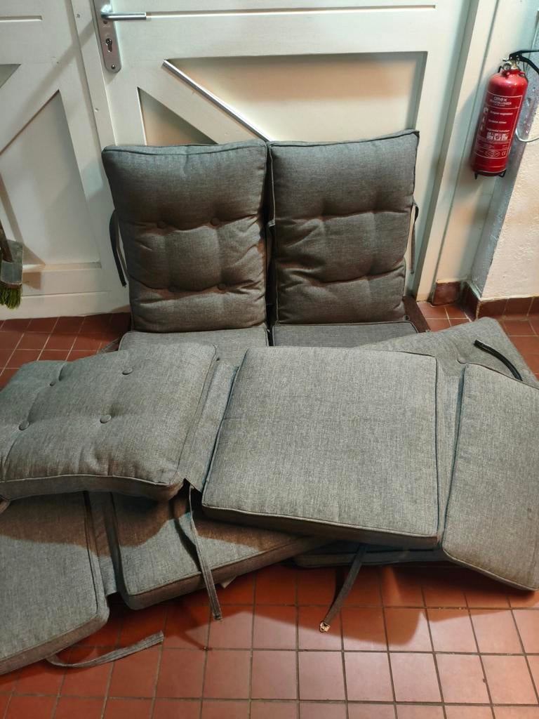 4x Dikke Tuinstoelkussens Grijs - Rug 70cm, Zit 57cm, Ophalen, Gebruikt