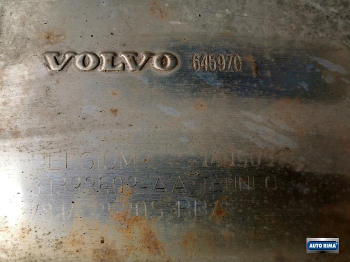 Uitlaat Einddemper van een Volvo V60, Gebruikt, -, -, Ophalen of Verzenden