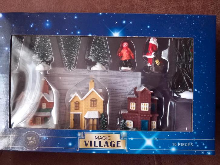 Kerstdorp huisjes inclusief verlichting, Diversen, Kerst, Nieuw, Ophalen of Verzenden