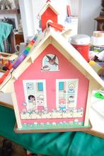 SCHOOLTJE VAN 1971 MET DRAAGBEUGEL, BEL EN KLOK, Kinderen en Baby's, Speelgoed | Fisher-Price, Verzenden, Gebruikt, Speelset, Met geluid