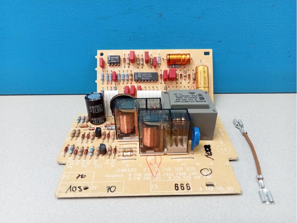 Adapterprint Universeel Bosch Art.nr.: 87483000300, Niet ingevuld, Cv-ketel of Combi-ketel, Niet ingevuld, Nieuw
