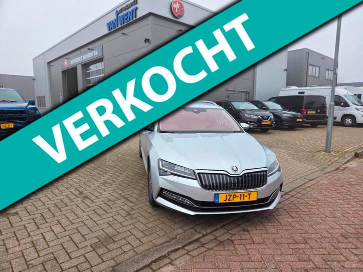 Skoda Superb Combi 1.4 TSI iV Business Edition Plus, Auto's, Skoda, Te koop, Superb, 360° camera, ABS, Achteruitrijcamera, Adaptive Cruise Control