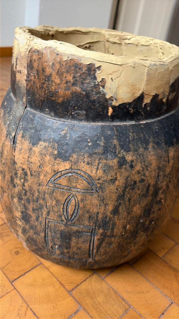 Antiek houten pot kalebas, Ophalen