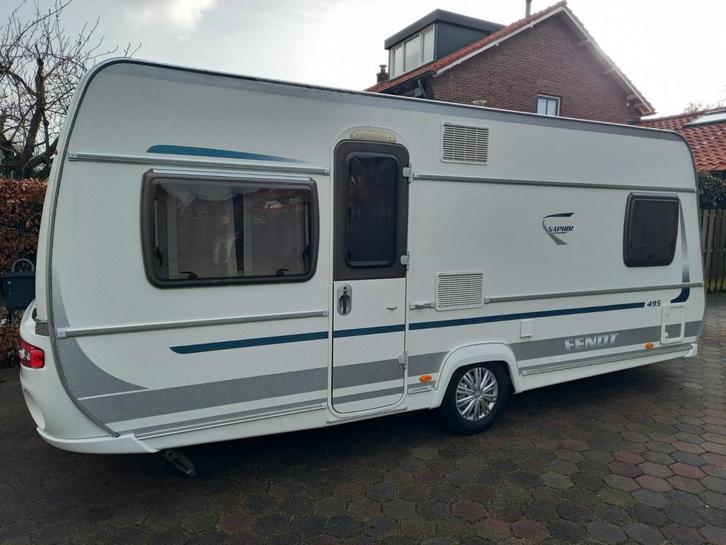 Nette Fendt 495 sfb voortent mover  fietsrek, Caravans en Kamperen, Caravans, Particulier, tot en met 4, Rondzit, Fendt, Fietsenrek