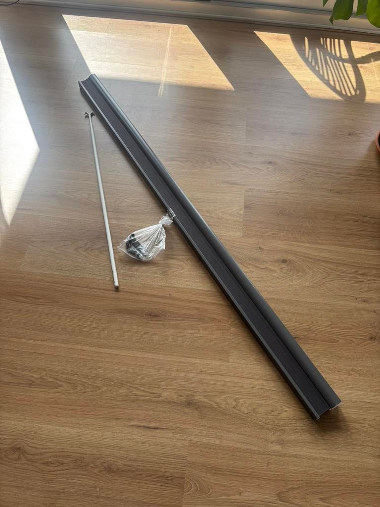 IKEA Hoppvals grijs plisségordijn 140x155 + gratis trekstang, Ophalen, 100 tot 150 cm, Zo goed als nieuw, 150 tot 200 cm
