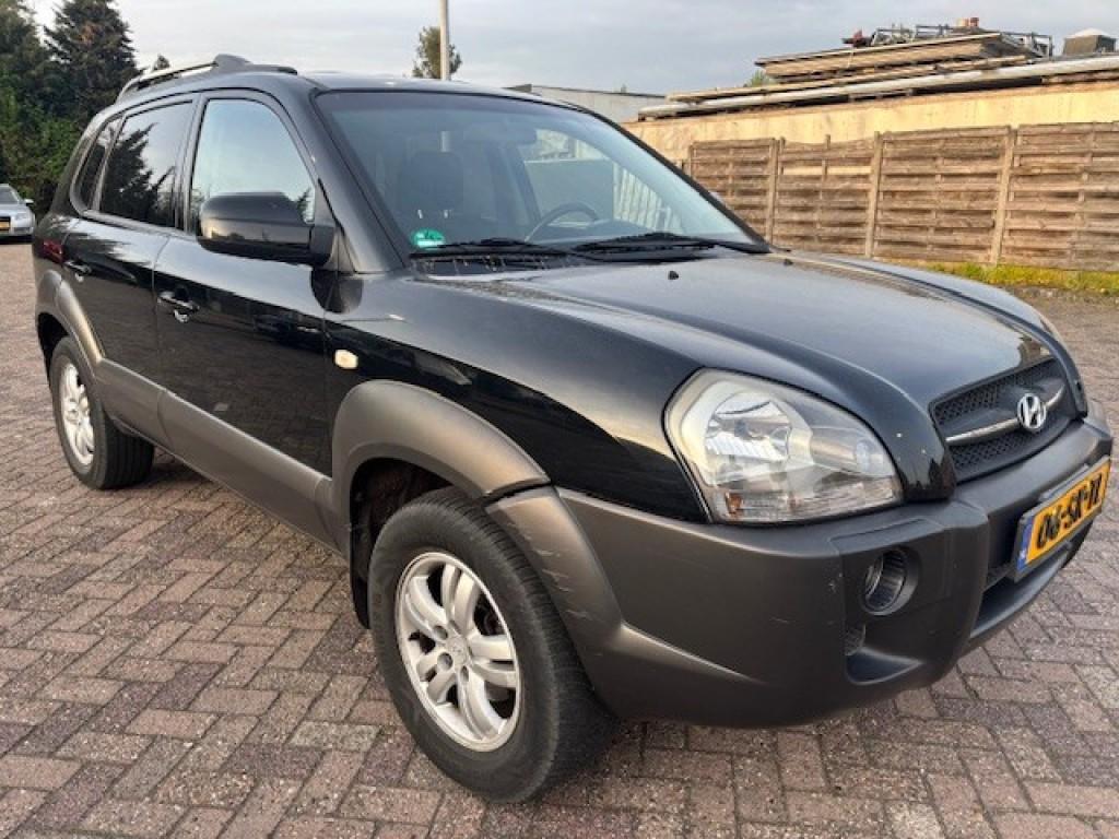 Hyundai TUCSON 2.0 GLS, Gebruikt, 142 pk, 4 cilinders, Zwart