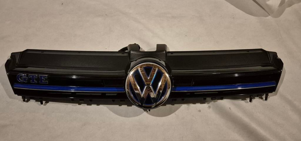 GTE VW GOLF 7 GRILL COMPLEET ZEER NETTE STAAT, Gebruikt, Ophalen of Verzenden, Bumper, Volkswagen