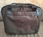 Boardcase trolley Delsey Esplanade, Zo goed als nieuw, Zacht kunststof, 35 tot 45 cm, Wieltjes