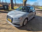 Audi A1 1.0 Tfsi 95pk november 2017, Auto's, Stof, Zwart, 95 pk, 23 km/l
