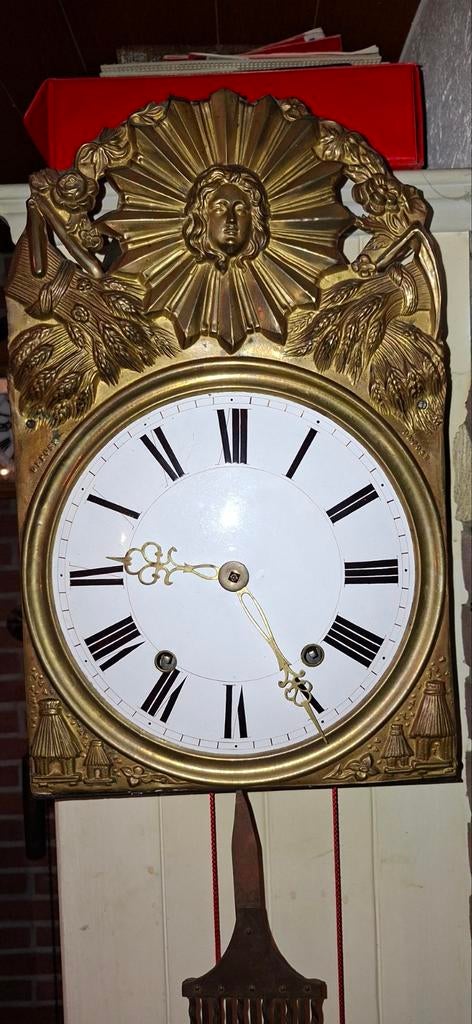 Antieke contwase  met opwindsleutel, Ophalen