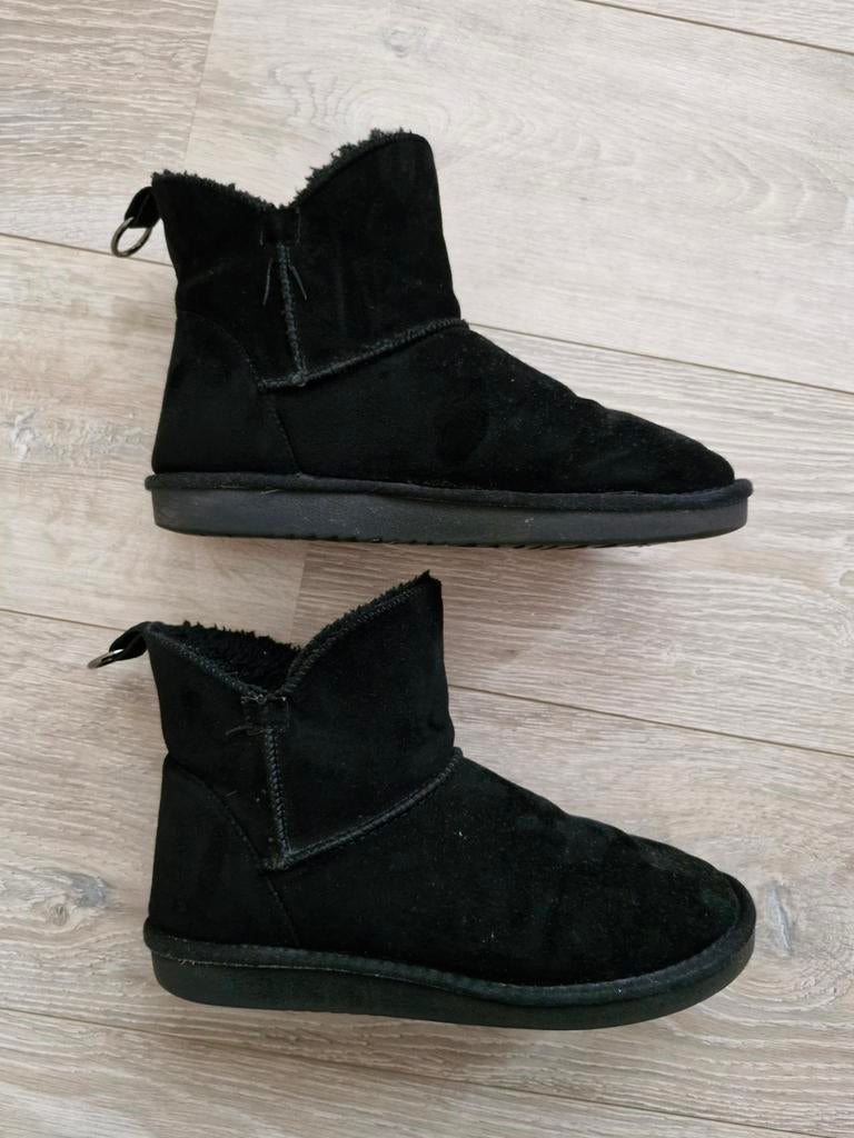 Zwarte warme gevoerde schoenen maat 39, Kleding | Dames, Schoenen, Zwart, Lage of Enkellaarzen, Ophalen of Verzenden, Van haren