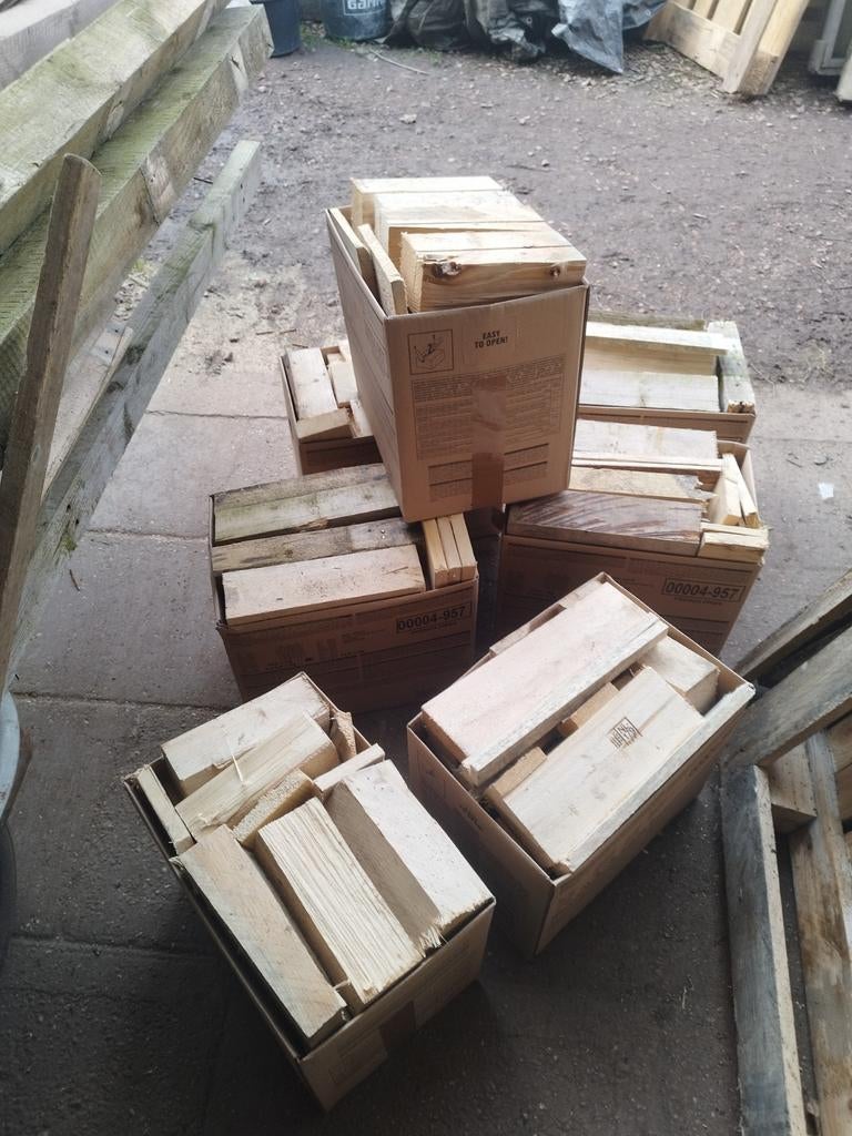 Schoon haardhout stookhout brandhout openhaardhout, Tuin en Terras, Haardhout, Minder dan 3 m³, Ophalen